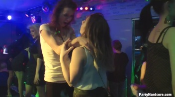 Party Hardcore Gone Crazy Vol. 32 Part 7 - Cam 1 Screencap 35 on www.sinx.com