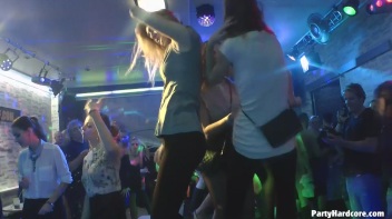 Party Hardcore Gone Crazy Vol. 32 Part 7 - Cam 1 Screencap 70 on www.sinx.com