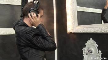 Cute DJ gets bit slimy Screencap 1 on www.sinx.com