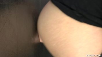 Cute DJ gets bit slimy Screencap 40 on www.sinx.com