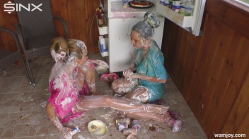 Sweet Toothed Babes Splosh With Puddings Screencap 33 on www.sinx.com