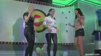 Welcome To The Mad House Part 5 - Cam 4 Screencap 56 on www.sinx.com