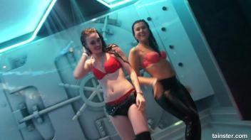 A new year with new wet amateur girls Screencap 34 on www.sinx.com