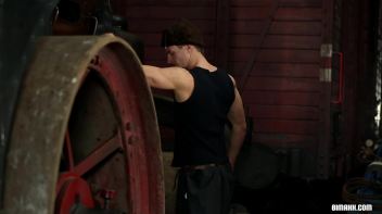 All Aboard The Bi Express Part 1 Screencap 2 on www.sinx.com