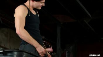 All Aboard The Bi Express Part 1 Screencap 33 on www.sinx.com