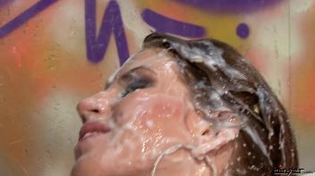 Gloves Won't Protect Her From The Slime Blast! Screencap 86 on www.sinx.com