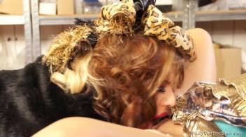 Extreme Fashionistas Keep It On For Hardcore Screencap 62 on www.sinx.com