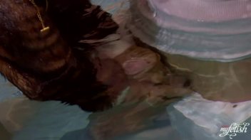 Underwater Suck and Fuck Screencap 28 on www.sinx.com