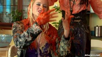 Don't Piss Off This Waitress! Screencap 59 on www.sinx.com