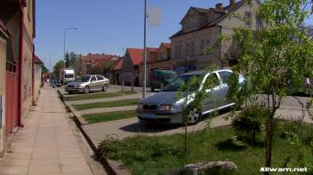 Don't Piss Off This Waitress! Screencap 2 on www.sinx.com