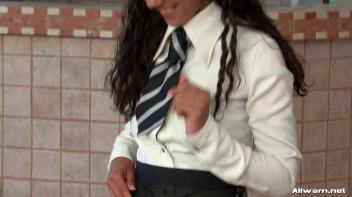 Don't Piss Off This Waitress! Screencap 30 on www.sinx.com