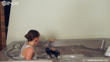 Hot Bodied Babes In Wet And Clingy Clothes Screencap 27 on www.sinx.com