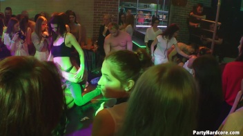 Party Hardcore Gone Crazy Vol. 40 Single Cut: Part 1 - Cam 2 Screencap 78 on www.sinx.com