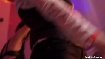 Valentine's Day Vaginas Part 6 - Shower Cam Screencap 78 on www.sinx.com