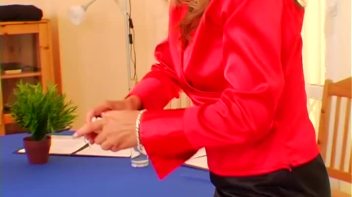 Check Out These Crafty Piss Vixens! Screencap 32 on www.sinx.com