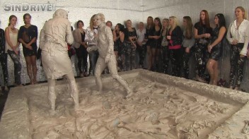 Muddy Wrestling: Sharka Blue vs. Tanya Screencap 58 on www.sinx.com