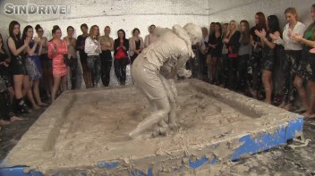 Muddy Wrestling: Sharka Blue vs. Tanya Screencap 59 on www.sinx.com