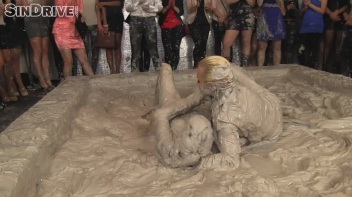 Muddy Wrestling: Sharka Blue vs. Tanya Screencap 40 on www.sinx.com