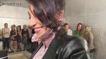 Muddy Wrestling: Sharka Blue vs. Tanya Screencap 49 on www.sinx.com