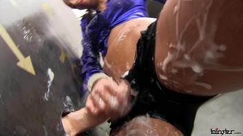 The Creamiest Perfume She Ever Did See! Screencap 35 on www.sinx.com