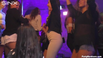 Party Hardcore Gone Crazy Vol. 45 Part 6 - Cam 3 Screencap 91 on www.sinx.com
