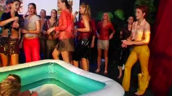 Mega Oil Fight Covers Chicks Head To Toe Screencap 87 on www.sinx.com