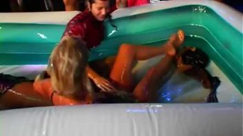 Mega Oil Fight Covers Chicks Head To Toe Screencap 48 on www.sinx.com