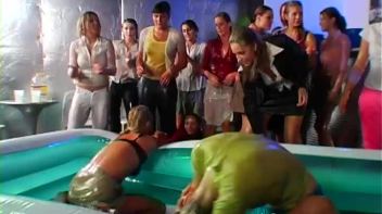 Mega Oil Fight Covers Chicks Head To Toe Screencap 50 on www.sinx.com