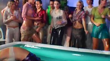 Mega Oil Fight Covers Chicks Head To Toe Screencap 64 on www.sinx.com