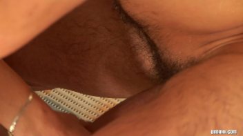 Shower Buddies Need A Female Touch Screencap 22 on www.sinx.com