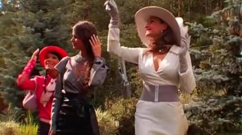 Gina's Unfortunate Series of Events Screencap 4 on www.sinx.com