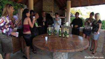 Gazebo Gobblers Part 1 Screencap 15 on www.sinx.com