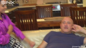 Desperate to Give Him A Blowjob Screencap 3 on www.sinx.com