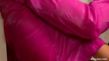 Soapy Satin Rubdown Screencap 68 on www.sinx.com