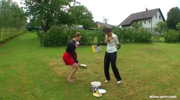 Messing Up A Perfectly Good Picnic Screencap 2 on www.sinx.com