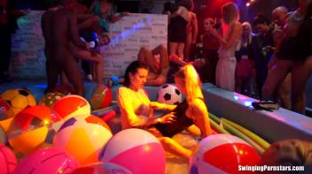 Summer Jam Bang Part 4 - Lesbo Cam Screencap 78 on www.sinx.com