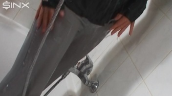 Pretty Clothed Ladies Have Bath Together Screencap 16 on www.sinx.com