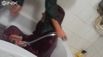 Pretty Clothed Ladies Have Bath Together Screencap 64 on www.sinx.com