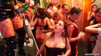 Gash Bash Part 3 - Cam 2 Screencap 92 on www.sinx.com
