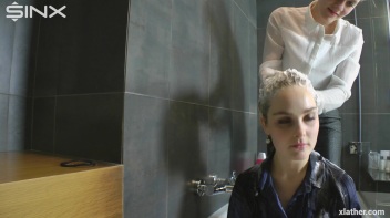 Hotties Wet And Messy Hair Washing Screencap 13 on www.sinx.com