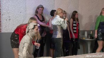 Dirty Diana Screencap 35 on www.sinx.com