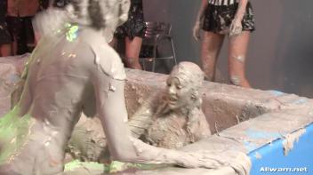 Dirty Diana Screencap 48 on www.sinx.com