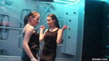 Sexy amateur chicks own the wet dancefloor Screencap 15 on www.sinx.com