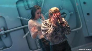 Sexy amateur chicks own the wet dancefloor Screencap 55 on www.sinx.com