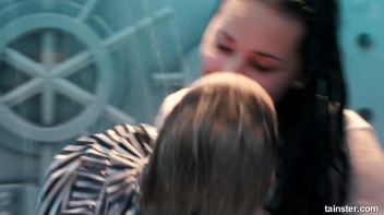 Sexy amateur chicks own the wet dancefloor Screencap 59 on www.sinx.com