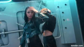 Sexy amateur chicks own the wet dancefloor Screencap 6 on www.sinx.com