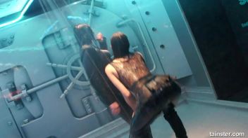 Sexy amateur chicks own the wet dancefloor Screencap 72 on www.sinx.com