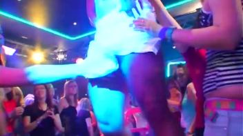 Party Hardcore Vol. 22 Part 1 Screencap 51 on www.sinx.com