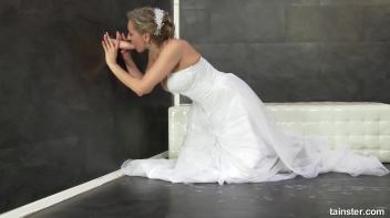 Wedding Cum Party Screencap 19 on www.sinx.com