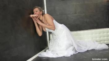 Wedding Cum Party Screencap 25 on www.sinx.com